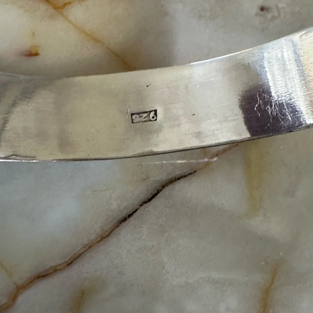 Elegant 925 sterling Silver Patterned Bracelet